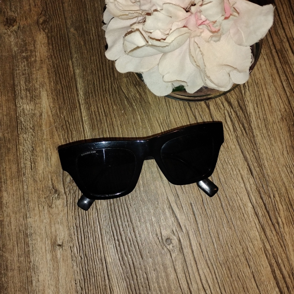 Burberry Sunglasses